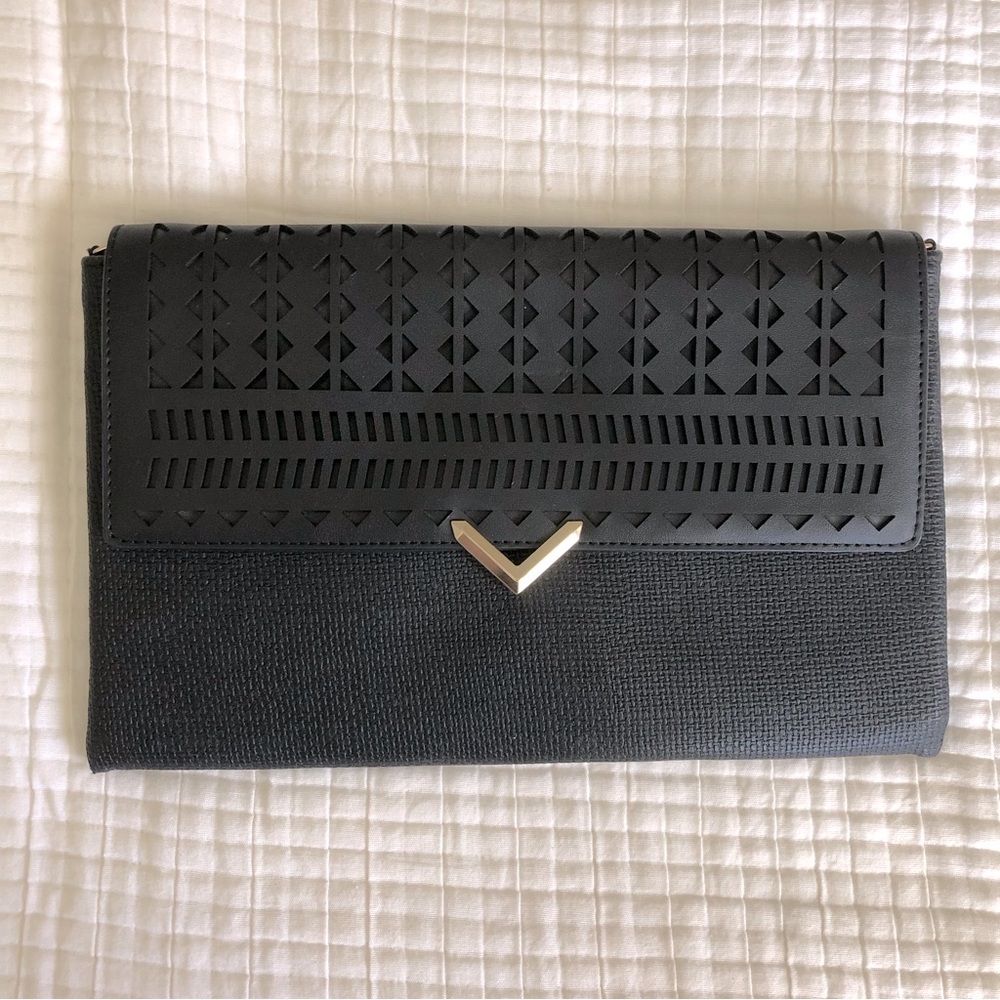 Stella & Dot Slim City Clutch Black